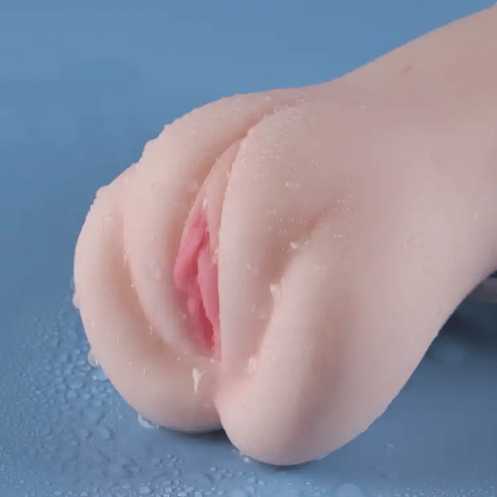 AeroPulse Realistic Sleeve with Vacuum Suction